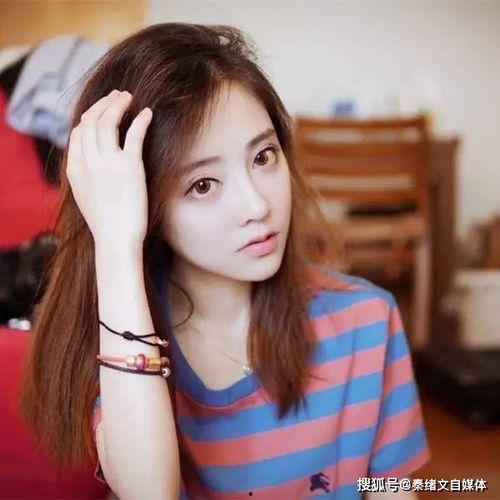 吃瓜少女刘苏芬视频播放,揭秘幕后故事与网友热议