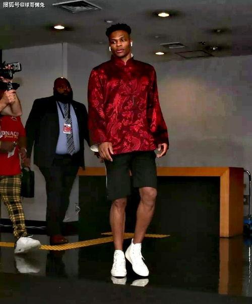 瓜哥吃瓜穿女装视频大全,趣味视频大全集锦