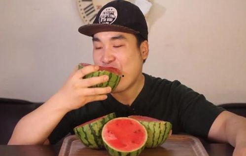 韩国网友在线吃瓜视频,在线吃瓜视频背后的网络狂欢现象