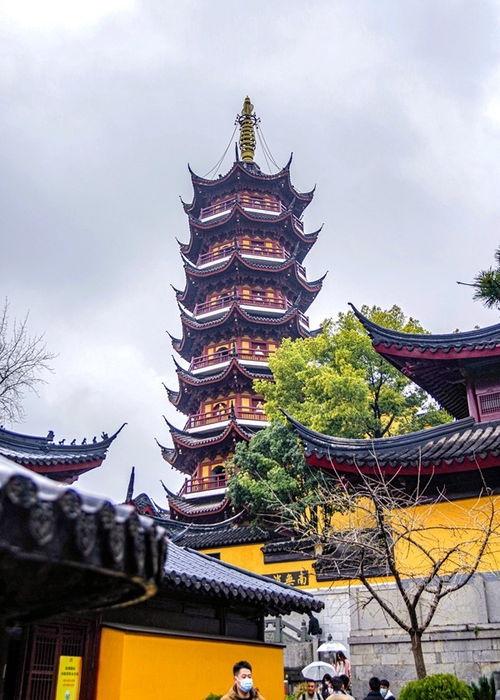 南京鸡鸣寺吃瓜事件视频,一场引发热议的网络围观记