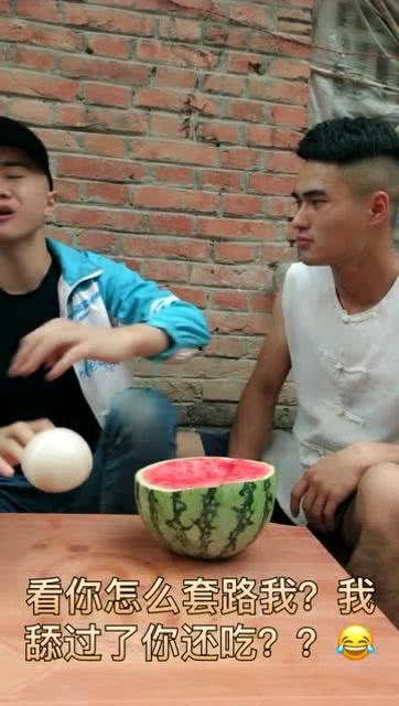 带你吃瓜画画搞笑视频,笑料横生！带你领略“吃瓜画画”搞笑视频的魅力