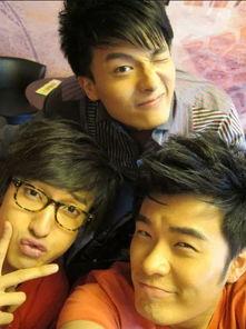 查理妈妈恋情保姆吃瓜视频,保姆成吃瓜主角，视频揭秘幕后真相